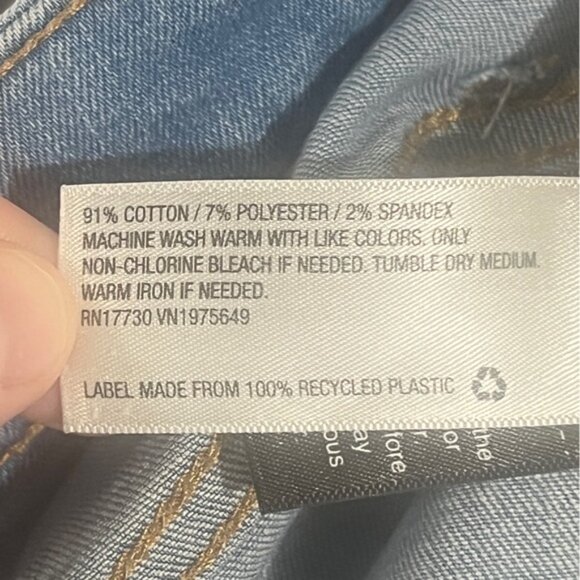 Universal Thread 5 Pocket Light Wash Cotton Jean Shorts - sz 8/29R‎ - Picture 5 of 5